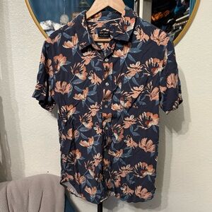 Ocean current casual button down